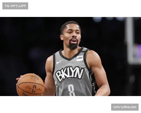 伦纳德连续44场20分平队史 快船前锋进攻稳定性持续在线